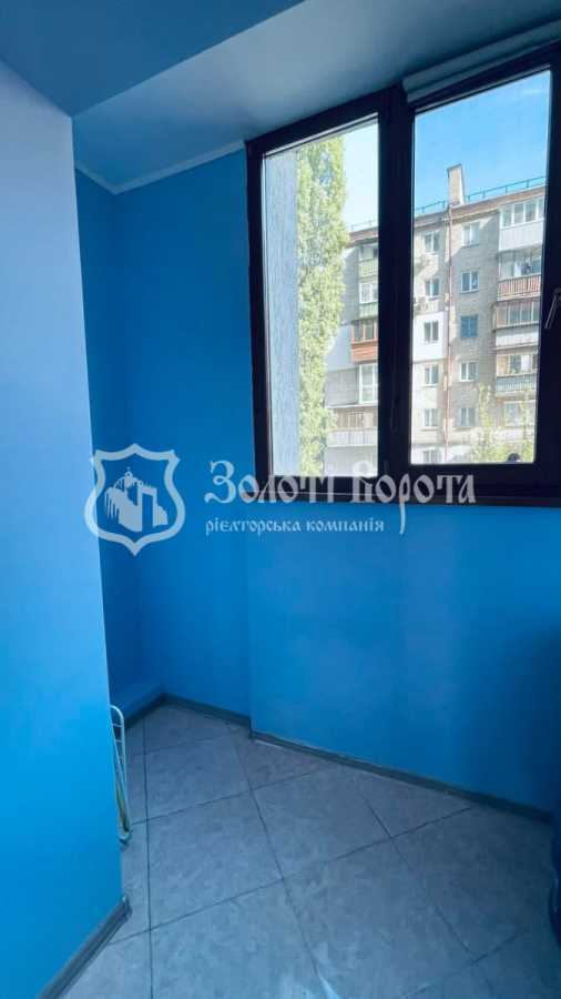 Продаж 3-кімнатної квартири 125 м², Топольова вул., 4-8