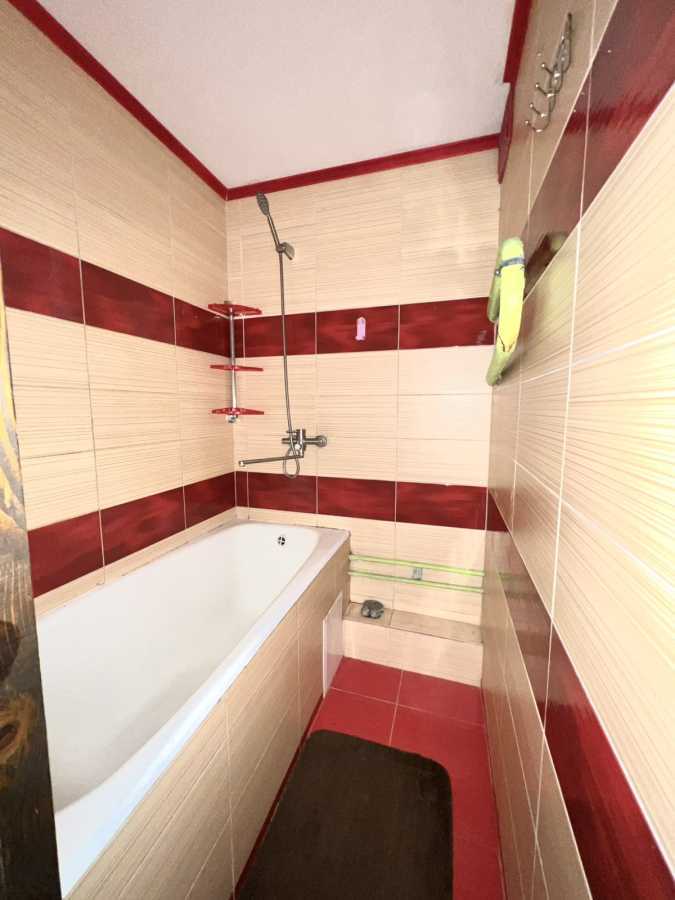 Продаж 1-кімнатної квартири 34 м², Академіка Корольова просп., 12і