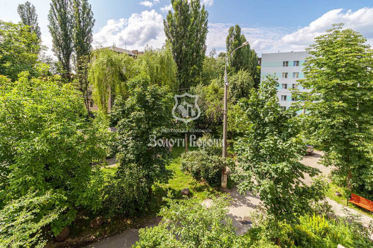 Продаж 2-кімнатної квартири 46 м², Академіка Туполєва вул., 15В