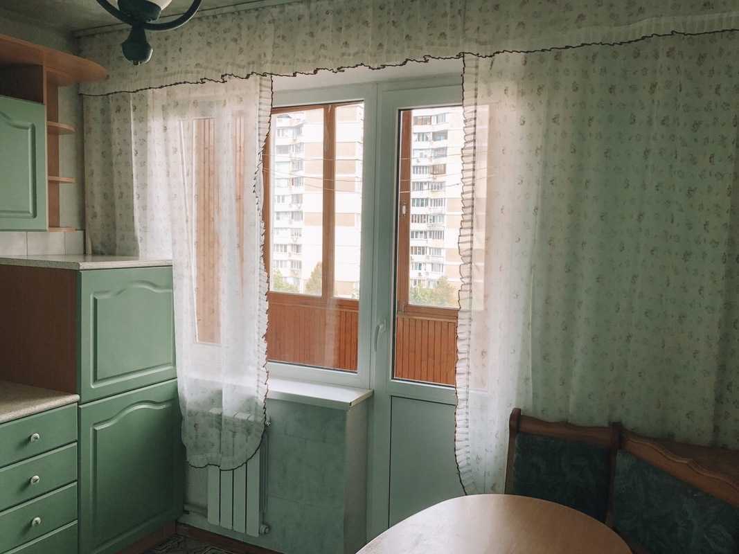 Оренда 1-кімнатної квартири 38 м², Академіка Булаховського вул., 22