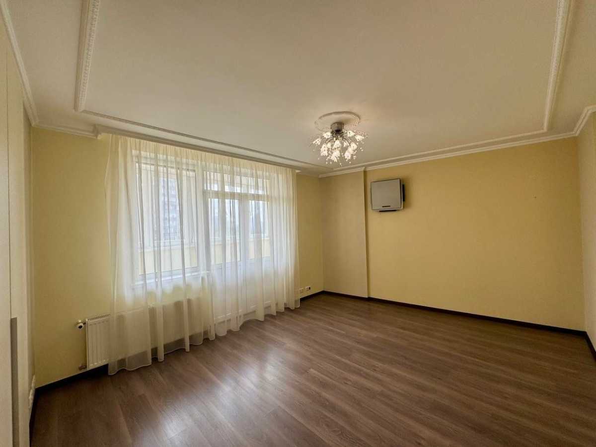 Продаж 4-кімнатної квартири 146.5 м², Раїси Окіпної вул., 10
