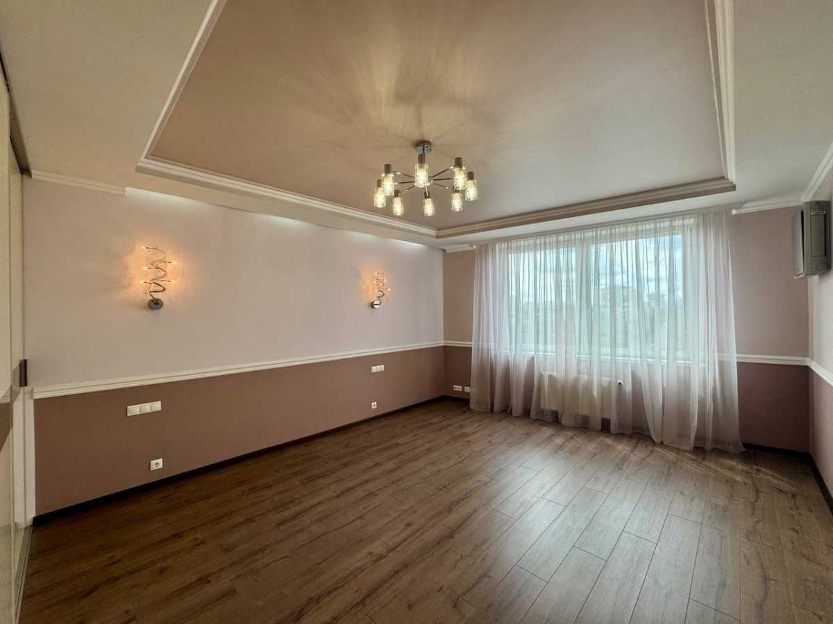 Продаж 4-кімнатної квартири 146.5 м², Раїси Окіпної вул., 10