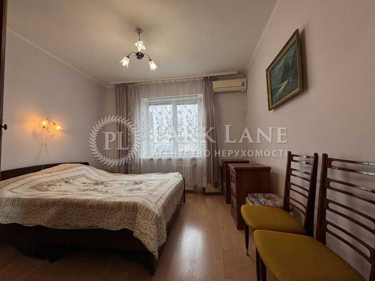 Продаж 2-кімнатної квартири 53 м², Йорданська вул., 17