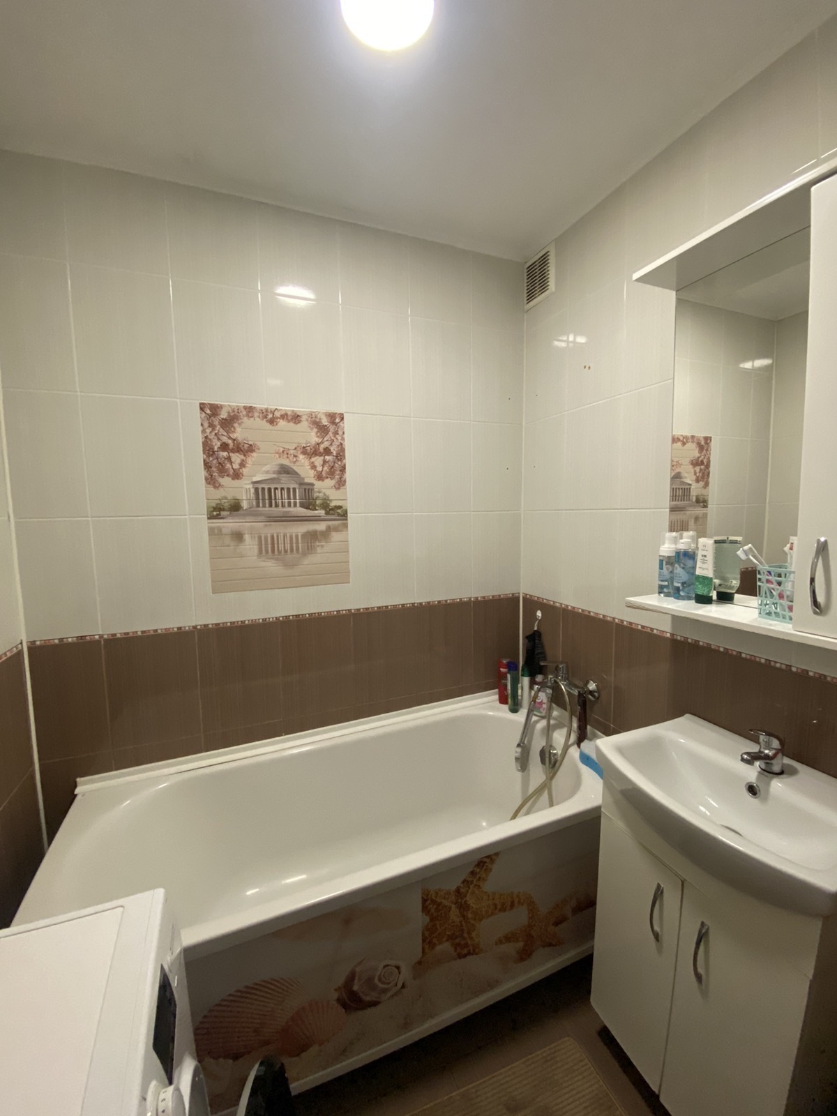 Продажа 1-комнатной квартиры 42 м², Лазурная ул.
