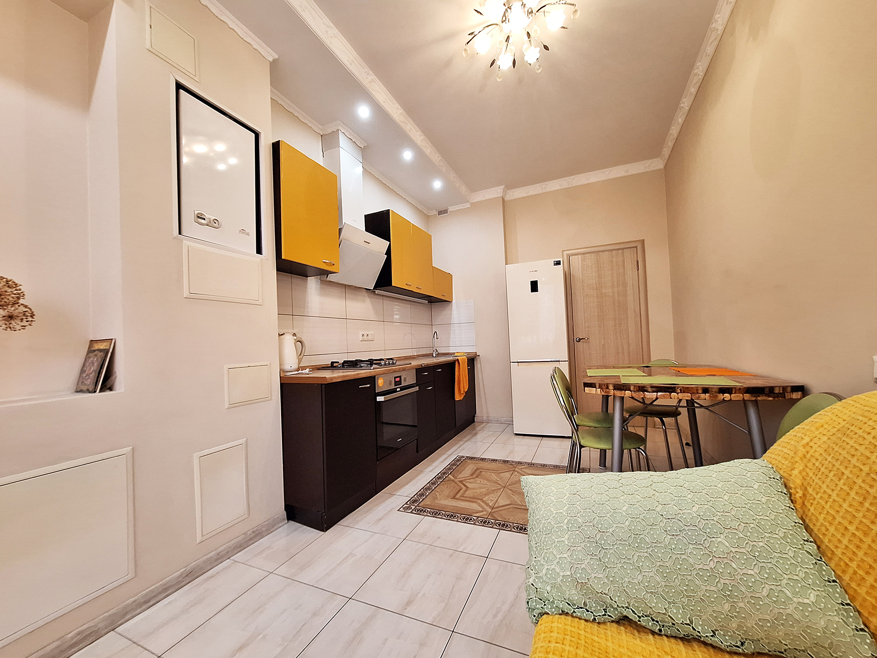 Оренда 1-кімнатної квартири 50 м², Академіка Єфремова вул., 8А