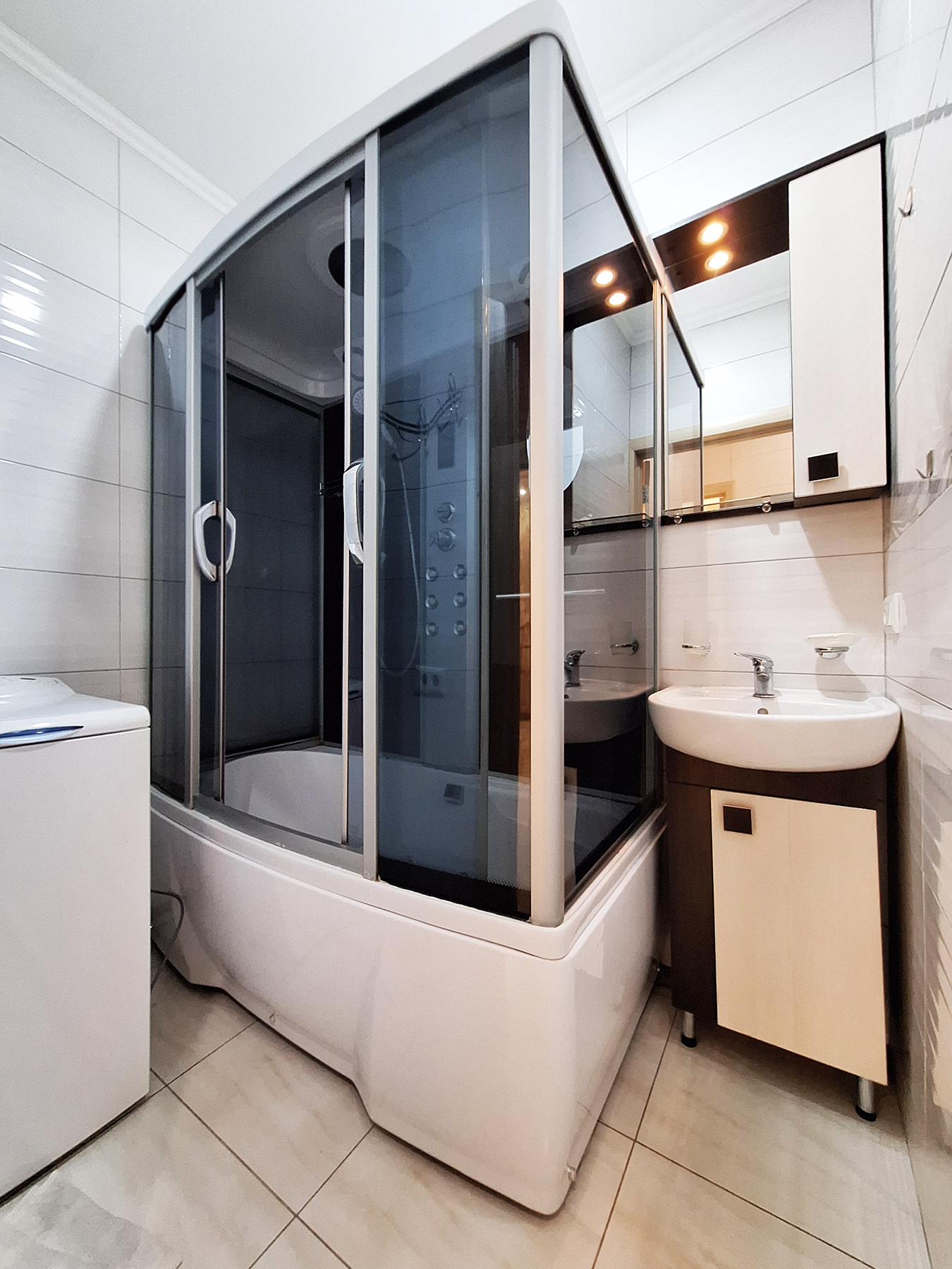 Оренда 1-кімнатної квартири 50 м², Академіка Єфремова вул., 8А