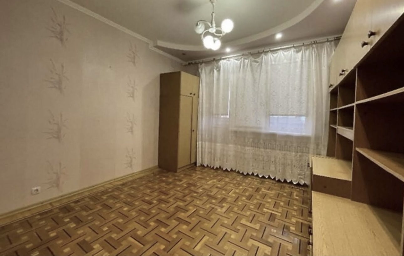 Продаж 2-кімнатної квартири 53 м², Садовий про-д, 24А