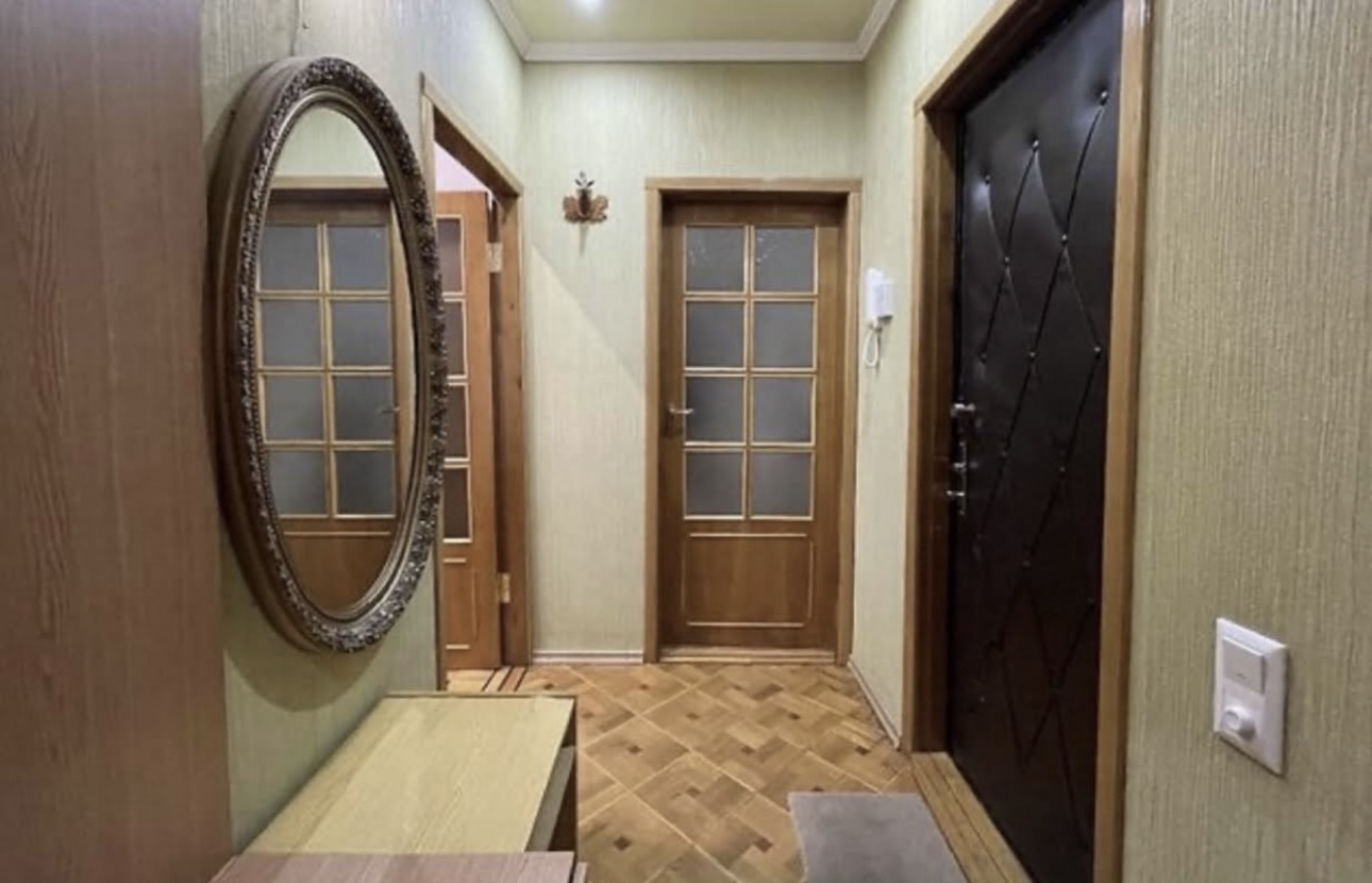 Продаж 2-кімнатної квартири 53 м², Садовий про-д, 24А