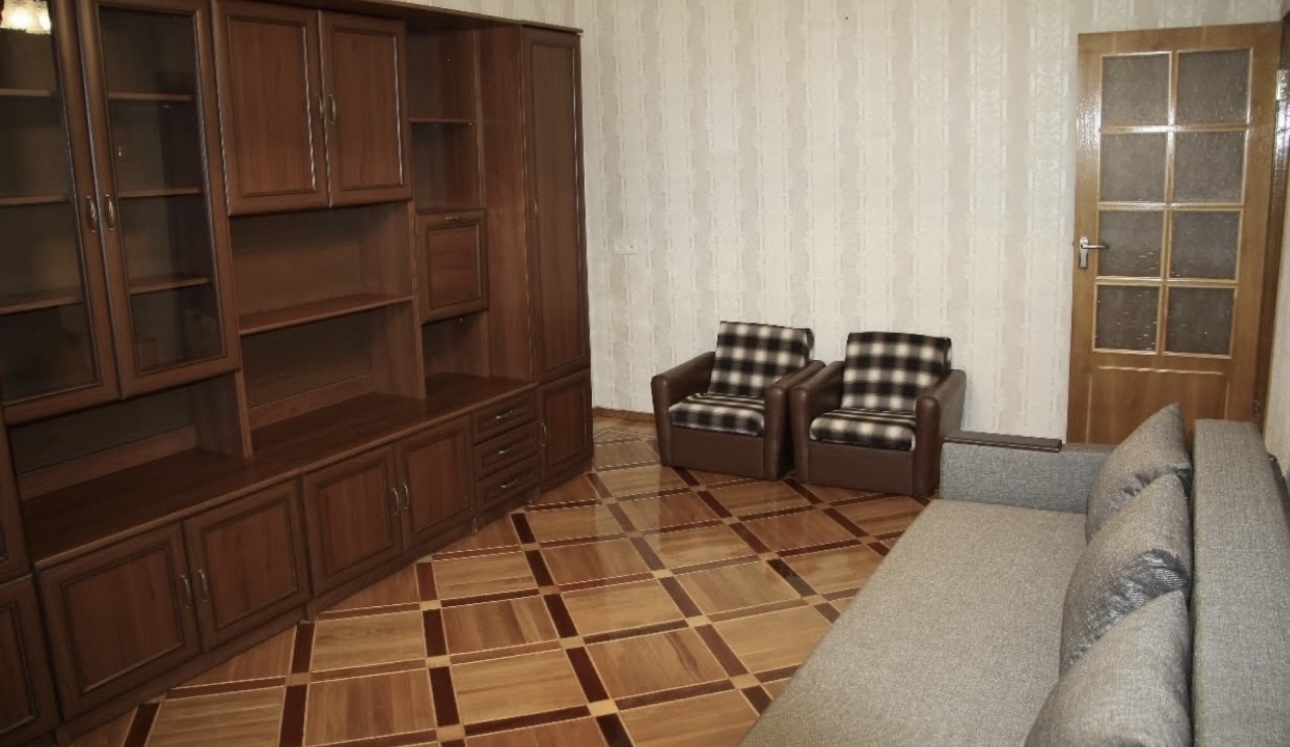 Продаж 2-кімнатної квартири 53 м², Садовий про-д, 24А