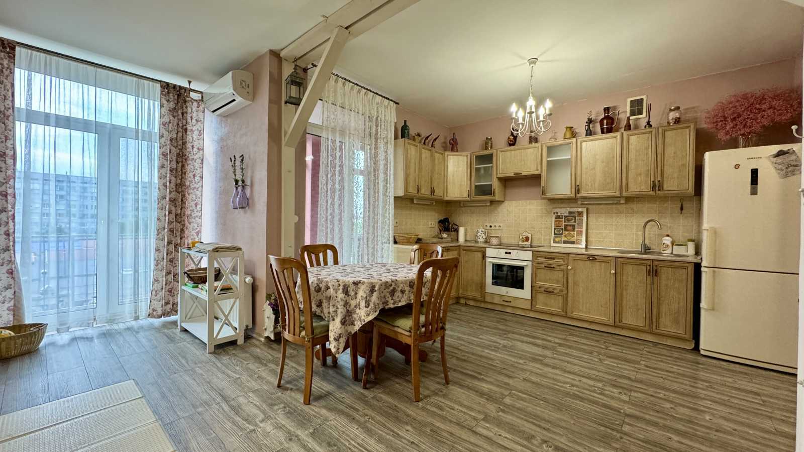 Продаж 3-кімнатної квартири 83 м², Регенераторна вул., 4, корпус 6