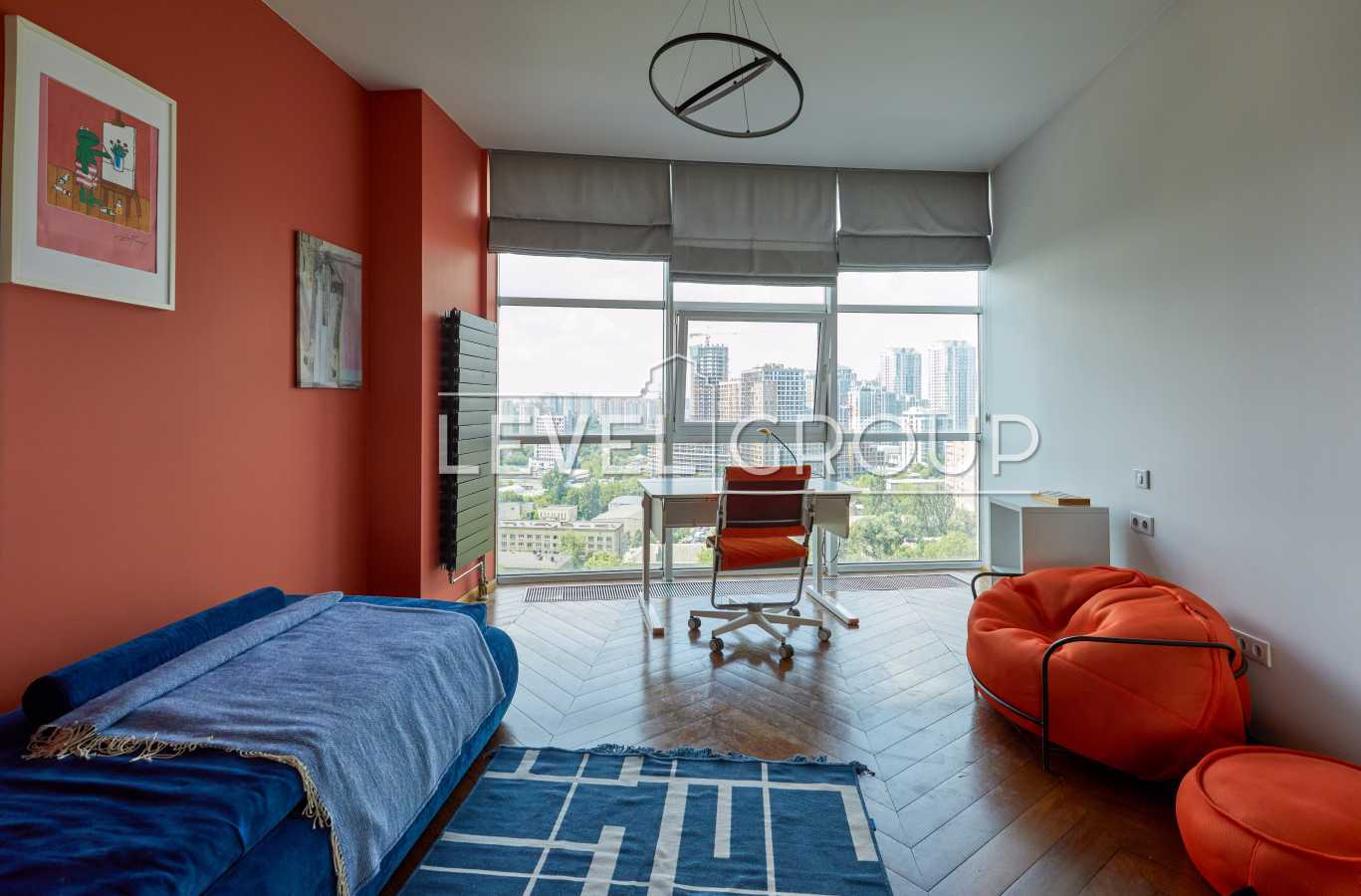 Продажа 3-комнатной квартиры 159 м², Зверинецкая ул., 59