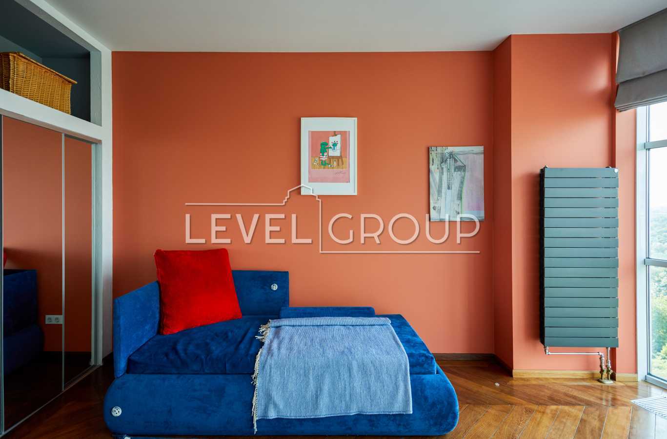 Продажа 3-комнатной квартиры 159 м², Зверинецкая ул., 59