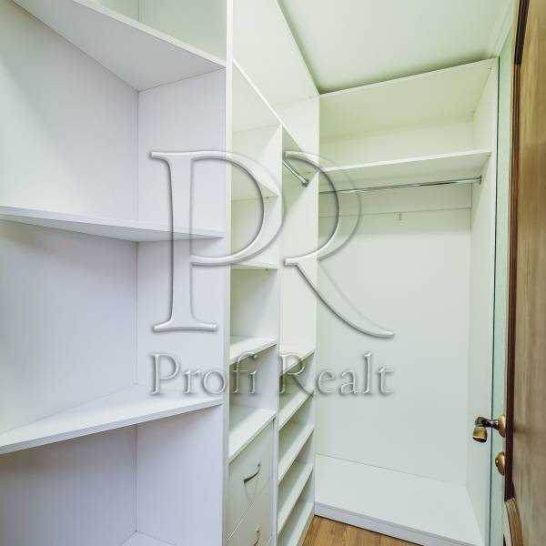 Продаж 3-кімнатної квартири 85 м², Доківська вул., 10 К1
