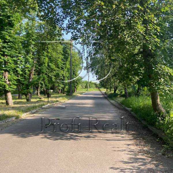 Продаж 3-кімнатної квартири 71 м², Спортивная, 4