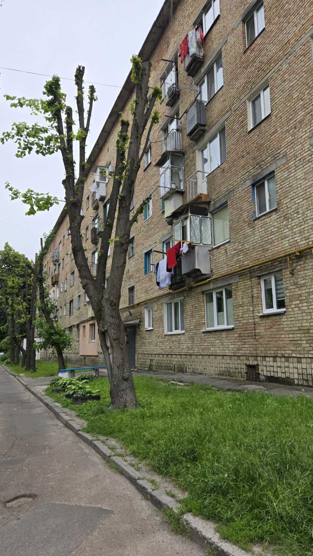 Продаж 1-кімнатної квартири 32.9 м²