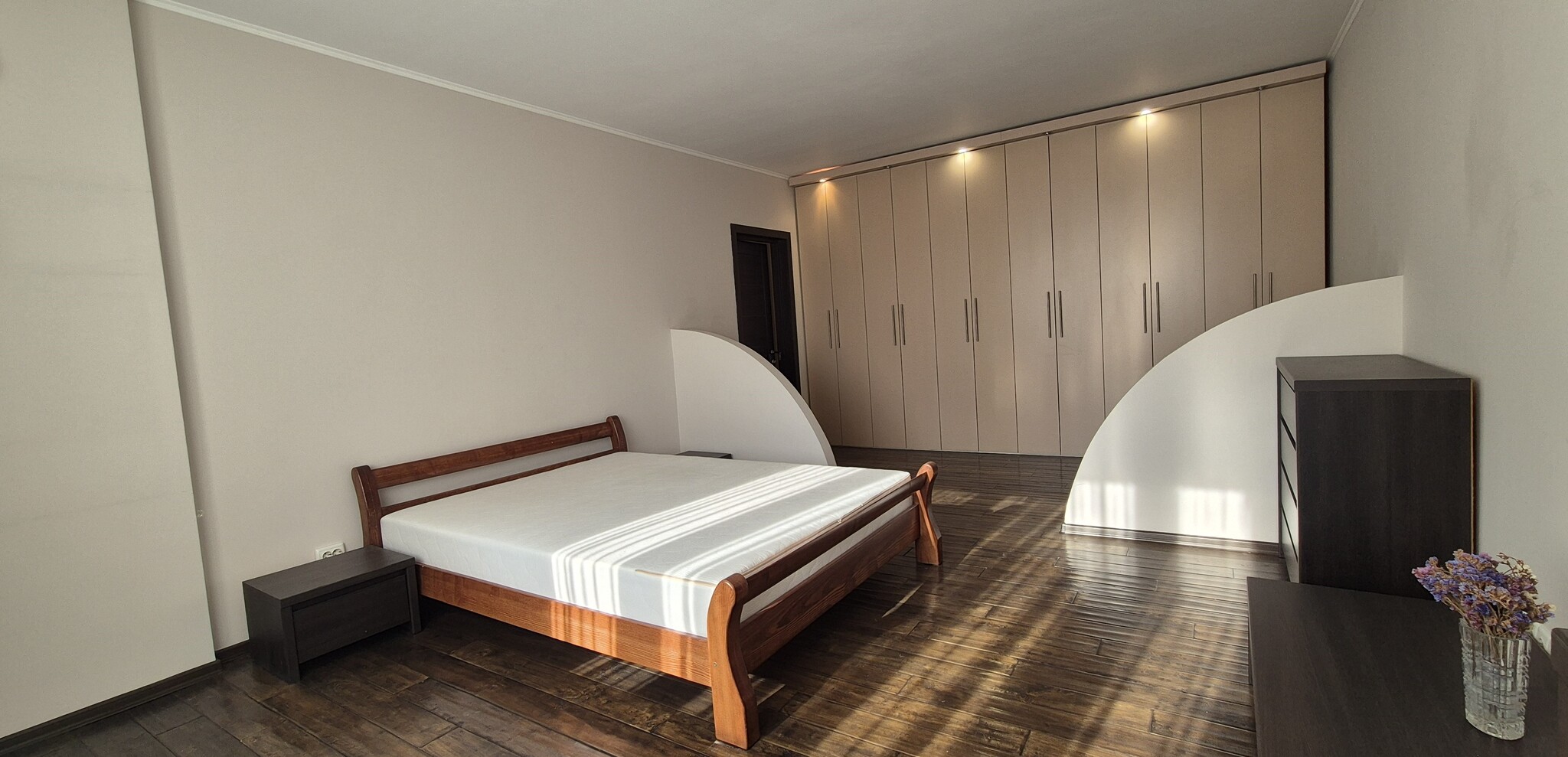 Продажа 2-комнатной квартиры 68 м², Татарская ул., 27