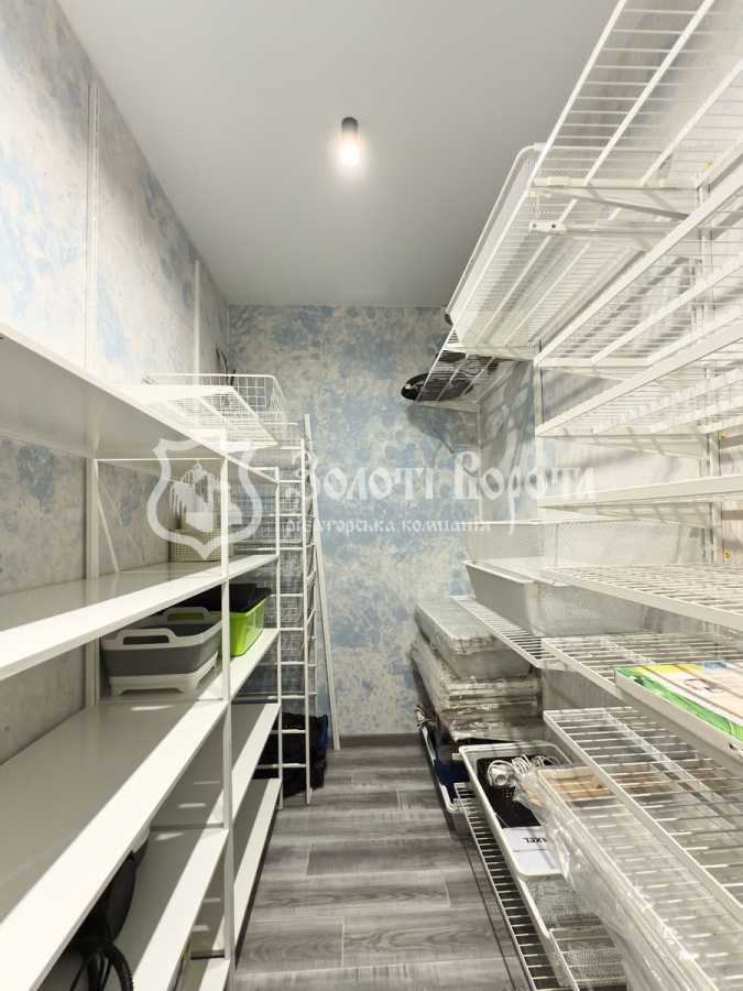 Продаж 2-кімнатної квартири 78 м², Правди просп., 41є