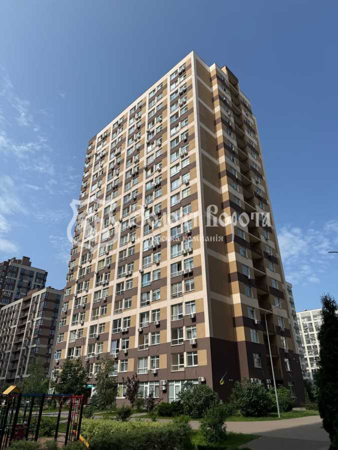 Продаж 2-кімнатної квартири 78 м², Правди просп., 41є