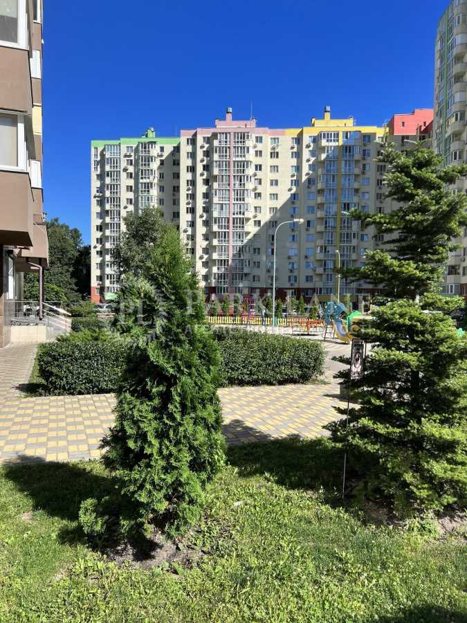Продаж 2-кімнатної квартири 62.3 м², Андрія Аболмасова вул., 4а