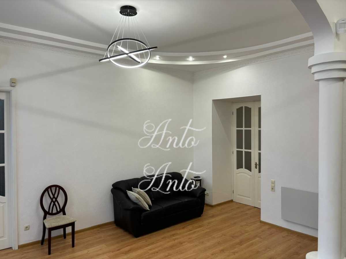 Продажа 2-комнатной квартиры 86 м², Большая Васильковская ул., 26