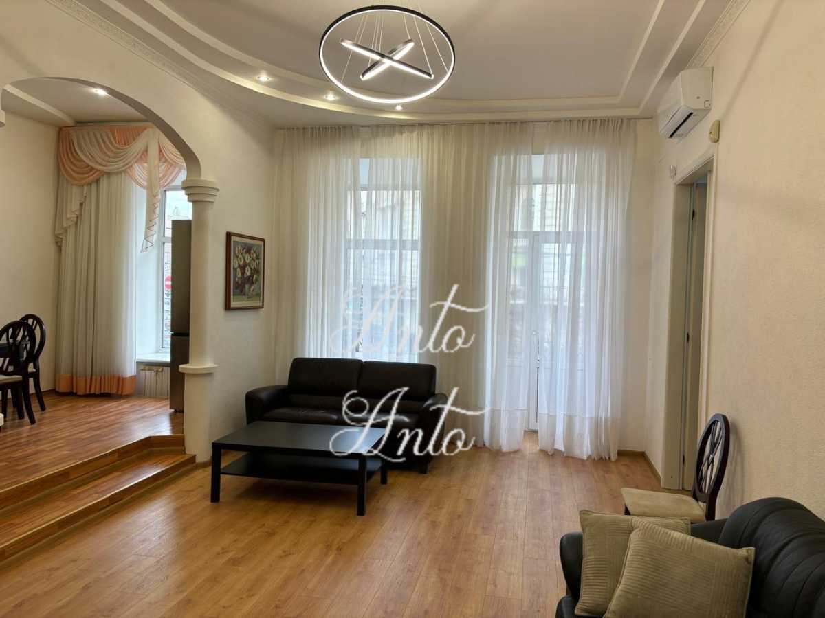 Продажа 2-комнатной квартиры 86 м², Большая Васильковская ул., 26