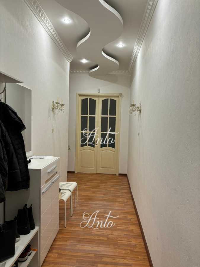 Продажа 2-комнатной квартиры 86 м², Большая Васильковская ул., 26