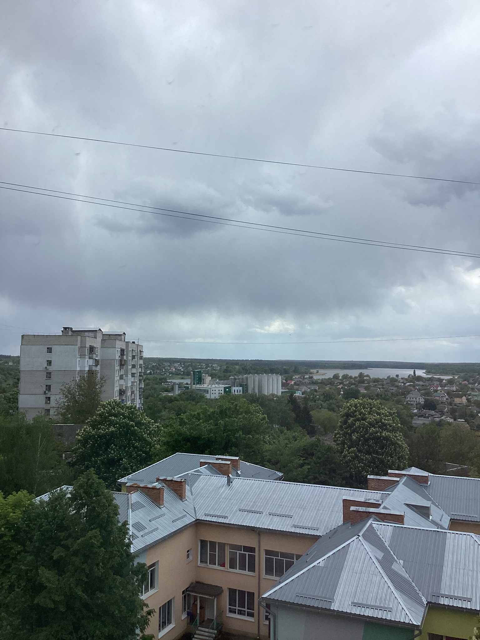 Продаж 3-кімнатної квартири 70.1 м²