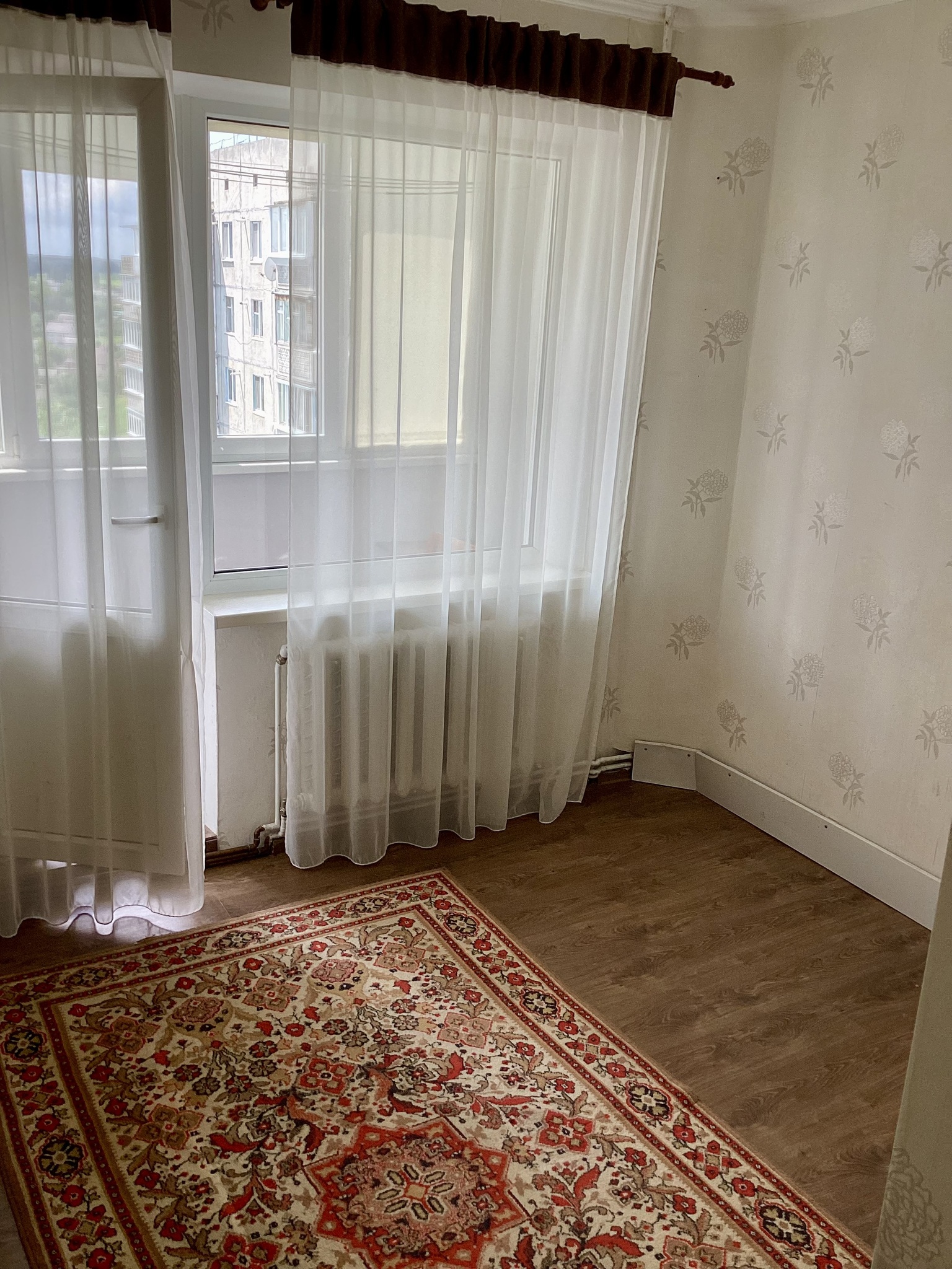 Продаж 3-кімнатної квартири 70.1 м²