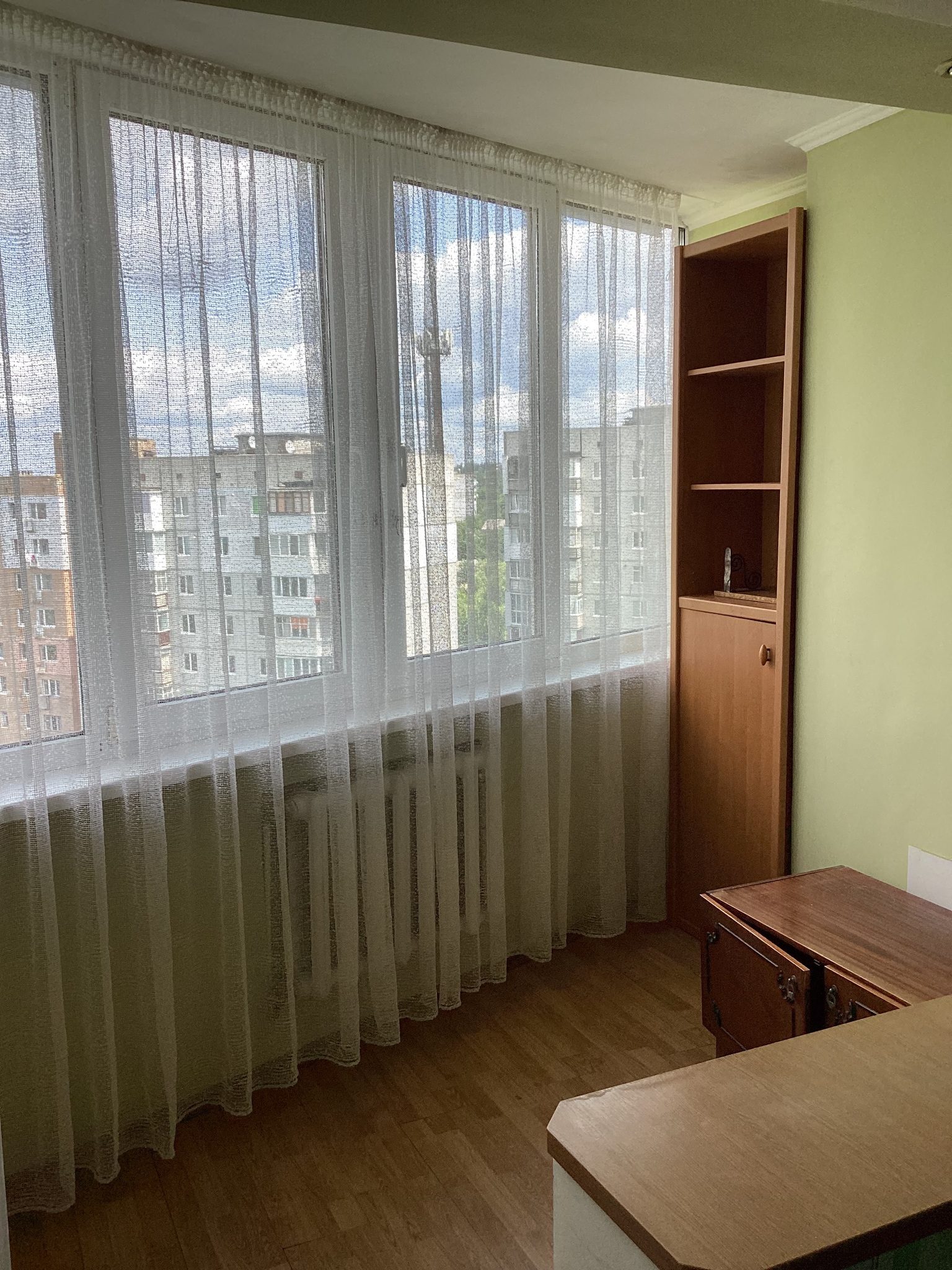 Продаж 3-кімнатної квартири 70.1 м²