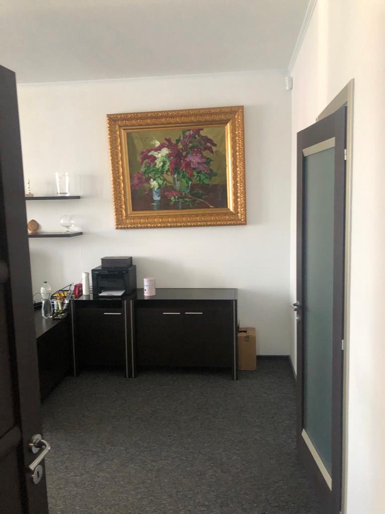 Продаж офісу 155 м², Жилянська вул., 59