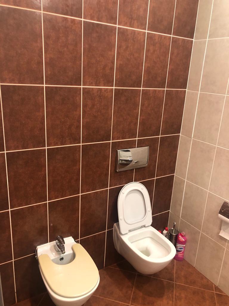 Продаж офісу 155 м², Жилянська вул., 59