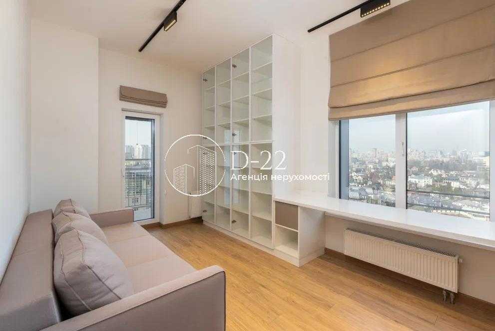 Аренда 5-комнатной квартиры 190 м², Бусловская ул., 12
