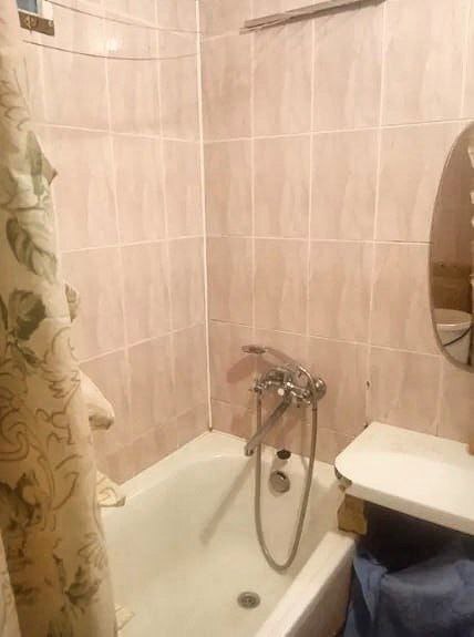 Продажа 3-комнатной квартиры 63 м², Харьковская ул.