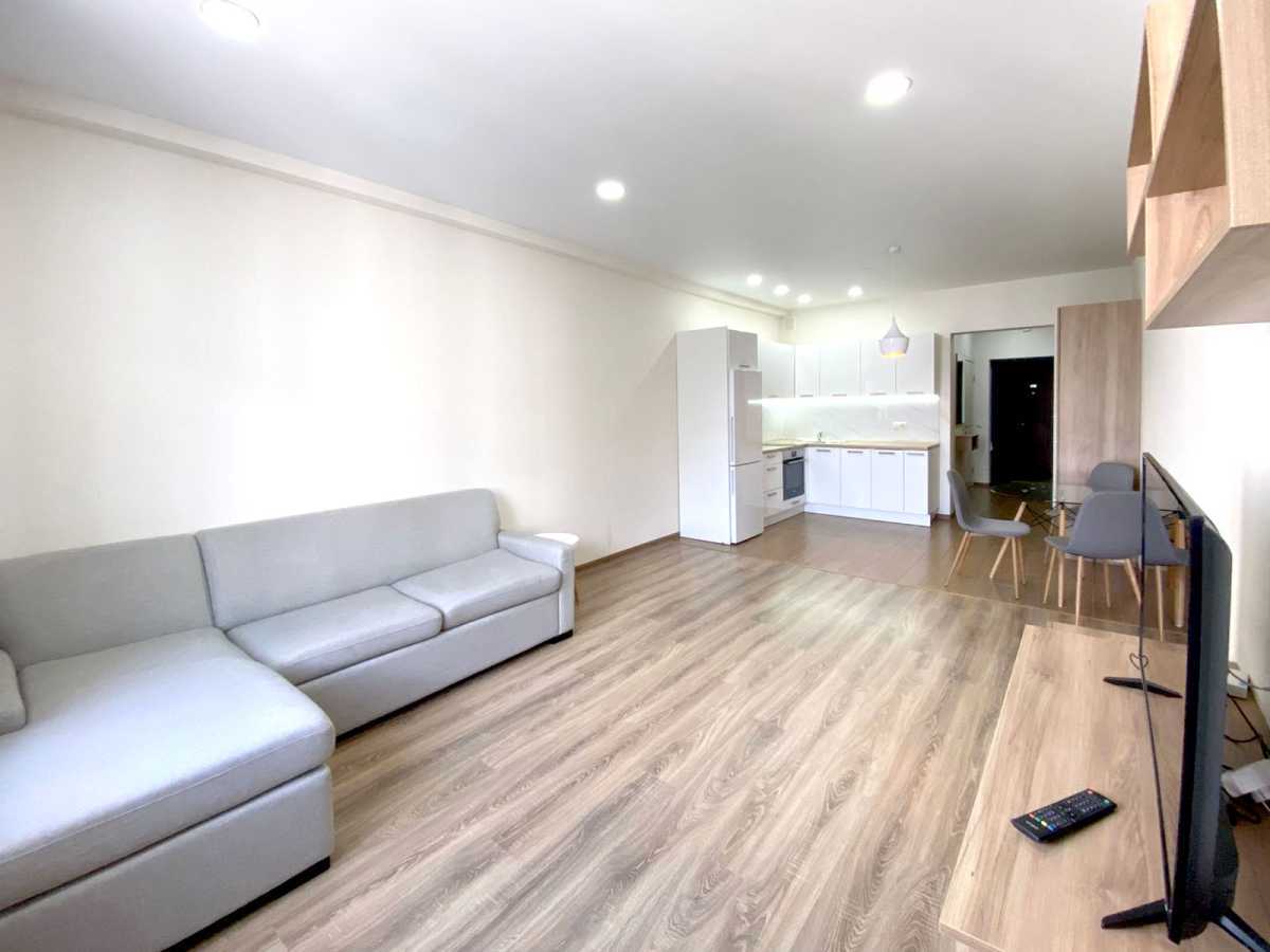 Продажа 1-комнатной квартиры 38 м², Михаила Максимовича ул., 24В