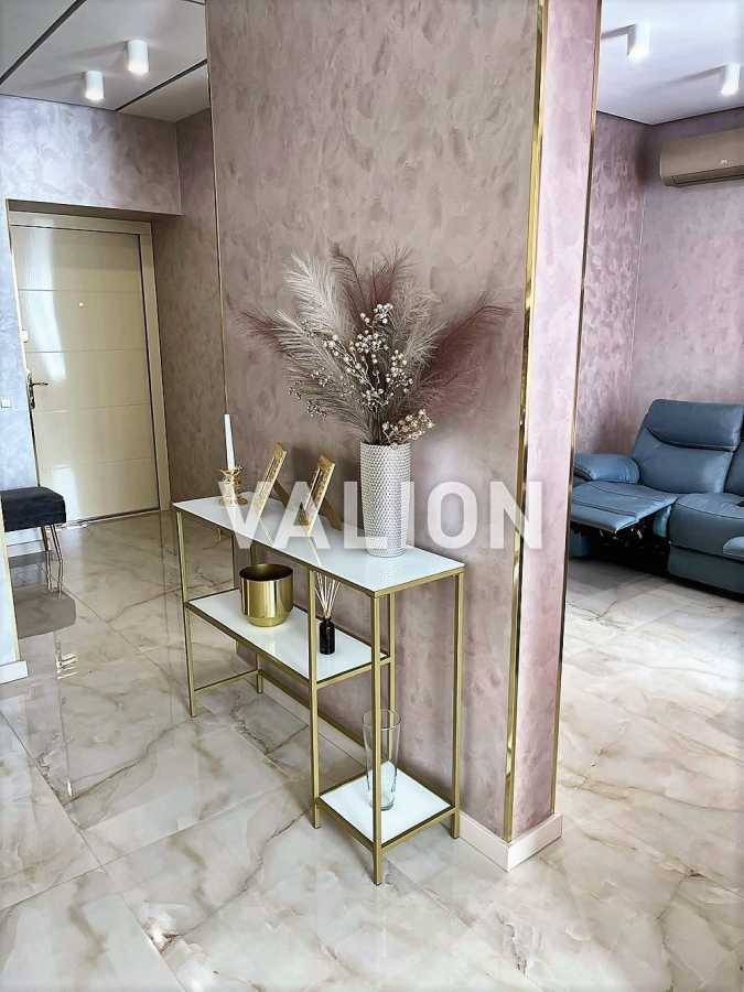 Продаж 1-кімнатної квартири 40 м², Мартинова просп., 6