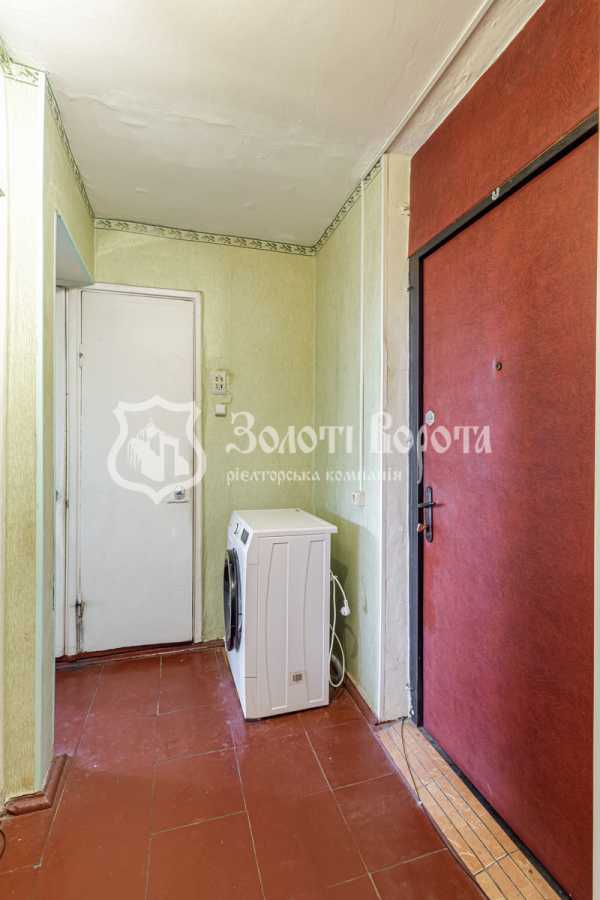 Продаж 1-кімнатної квартири 36 м², Березняківська вул., 30