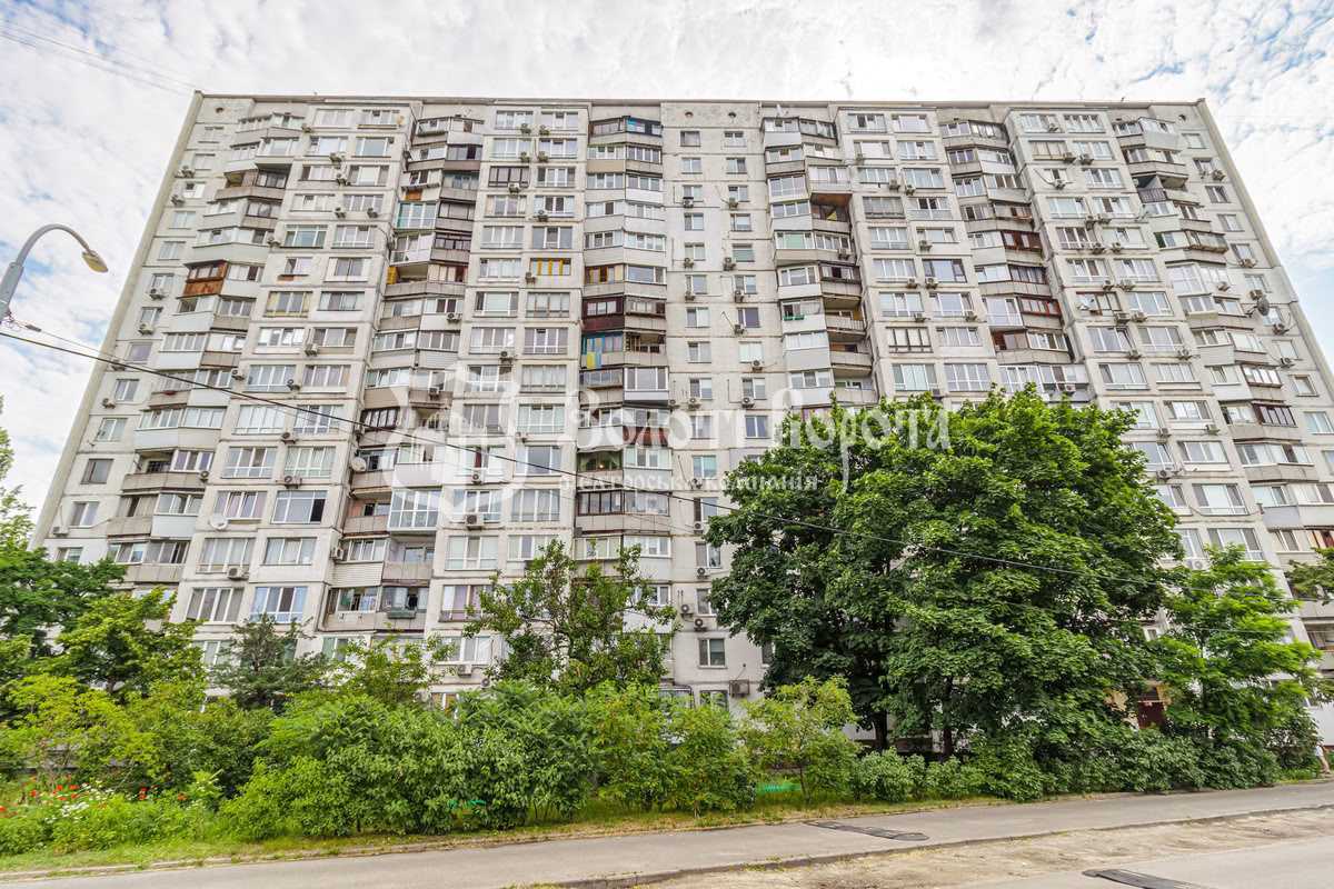 Продаж 1-кімнатної квартири 36 м², Березняківська вул., 30