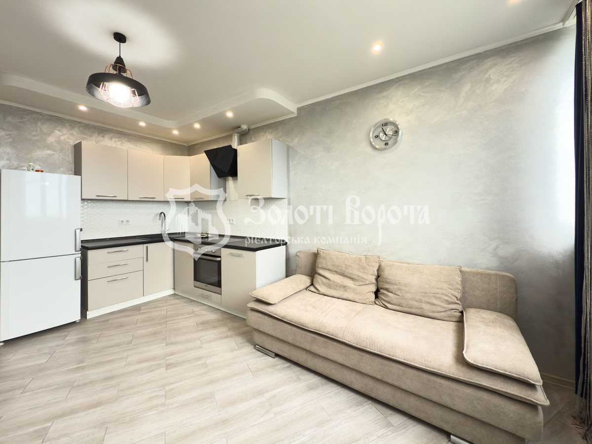 Продаж 1-кімнатної квартири 43.2 м², Першотравнева, 22/27
