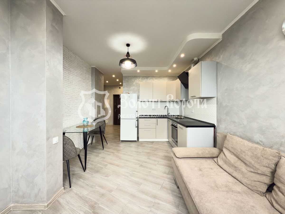 Продаж 1-кімнатної квартири 43.2 м², Першотравнева, 22/27