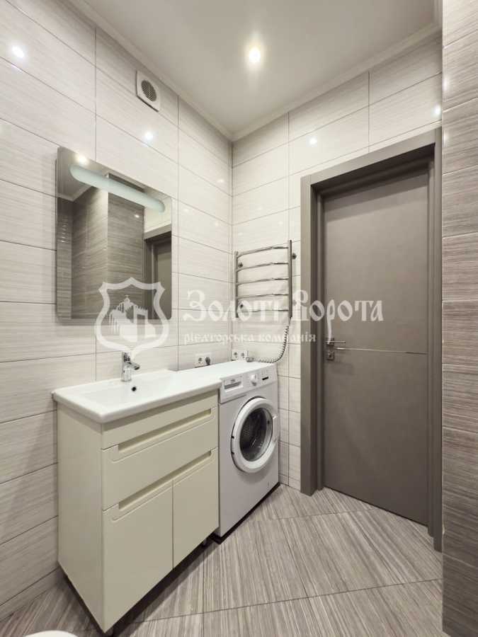 Продаж 1-кімнатної квартири 43.2 м², Першотравнева, 22/27