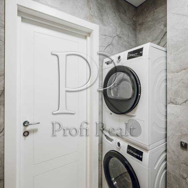 Продаж 1-кімнатної квартири 46 м², Родини Крістерів вулиця, 14