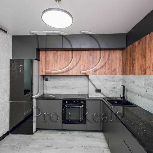 Продаж 1-кімнатної квартири 50 м², Ревуцького вул., 54