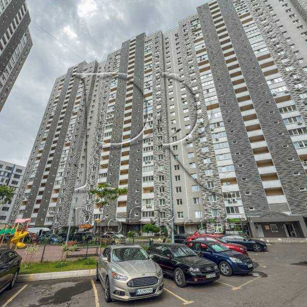 Продаж 1-кімнатної квартири 50 м², Ревуцького вул., 54