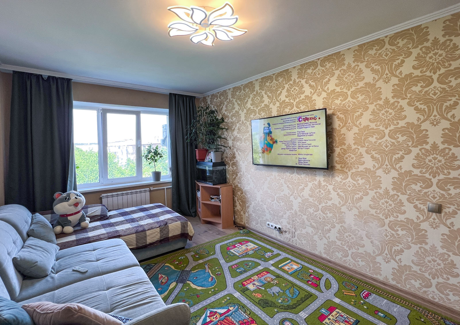 Продаж 4-кімнатної квартири 75 м², Євгена Харченко вул., 41