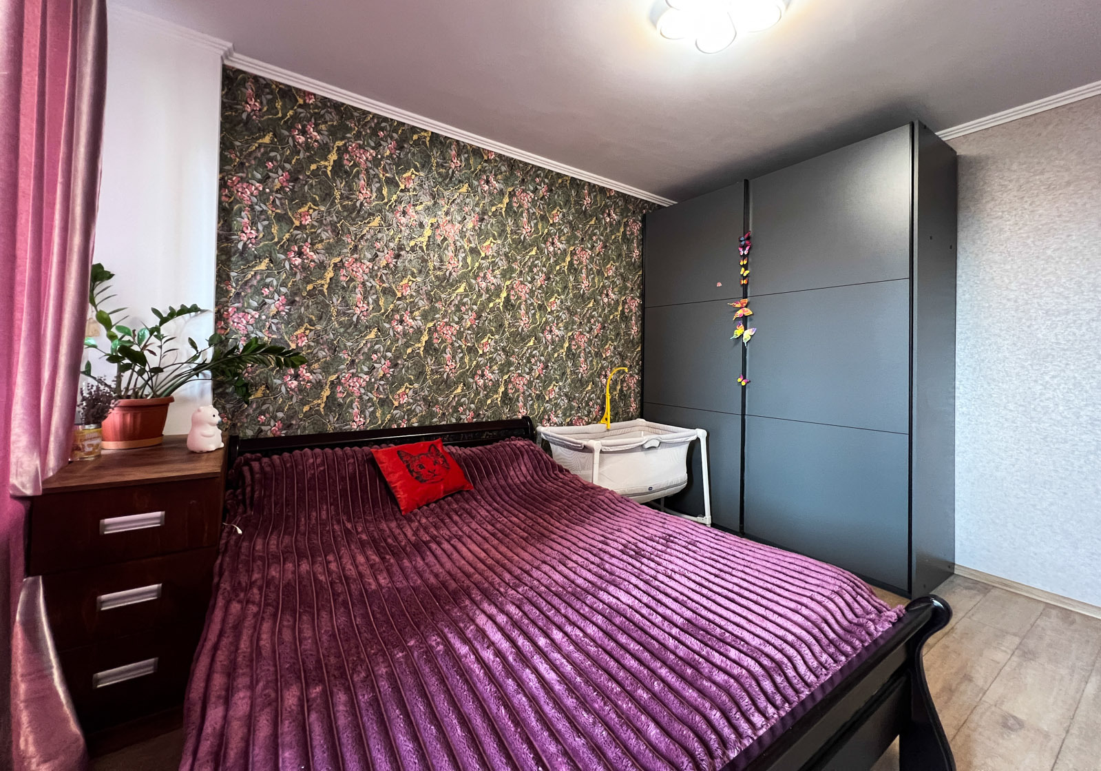 Продаж 4-кімнатної квартири 75 м², Євгена Харченко вул., 41
