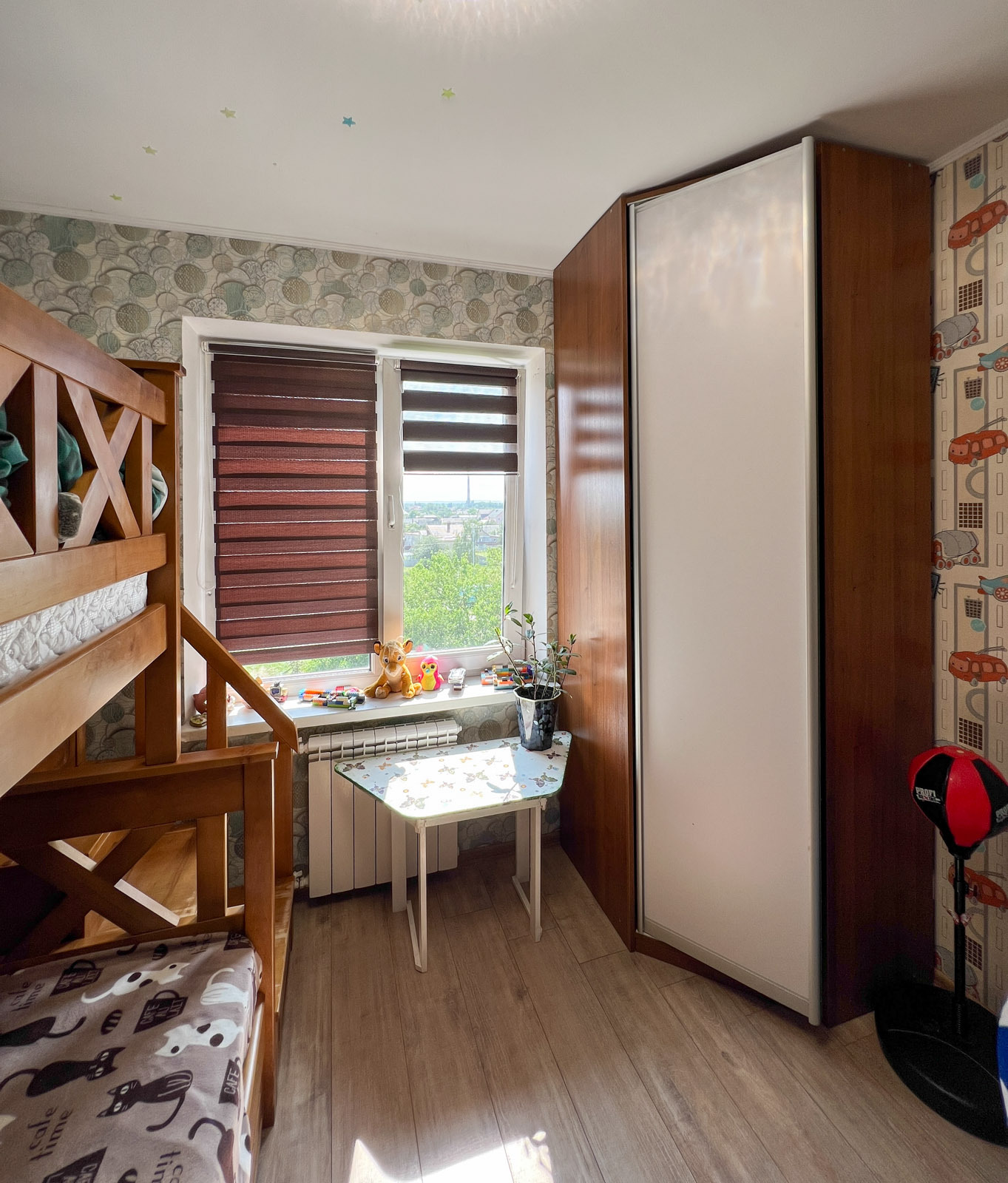 Продаж 4-кімнатної квартири 75 м², Євгена Харченко вул., 41