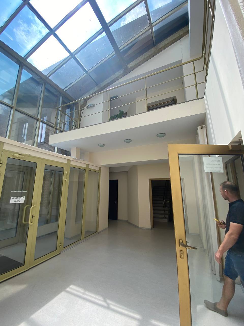 Аренда коммерции 1568 м², Святослава Храброго ул., 35