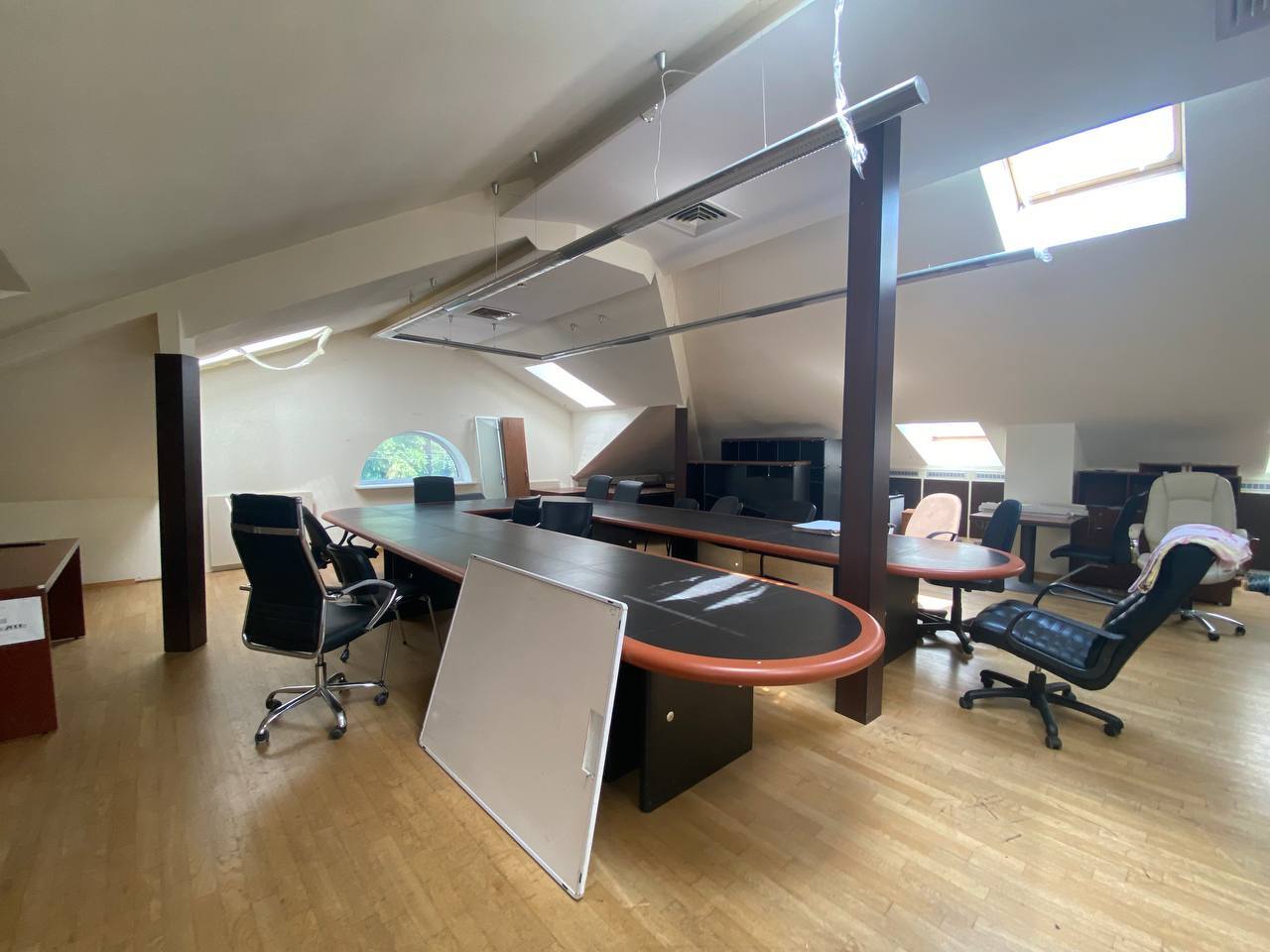 Аренда коммерции 1568 м², Святослава Храброго ул., 35