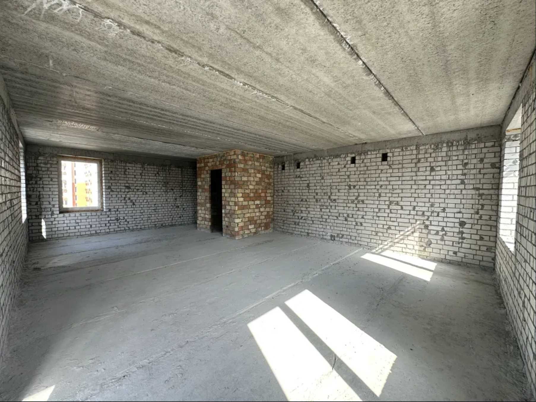 Продаж 2-кімнатної квартири 65 м², Мандриківська вул.