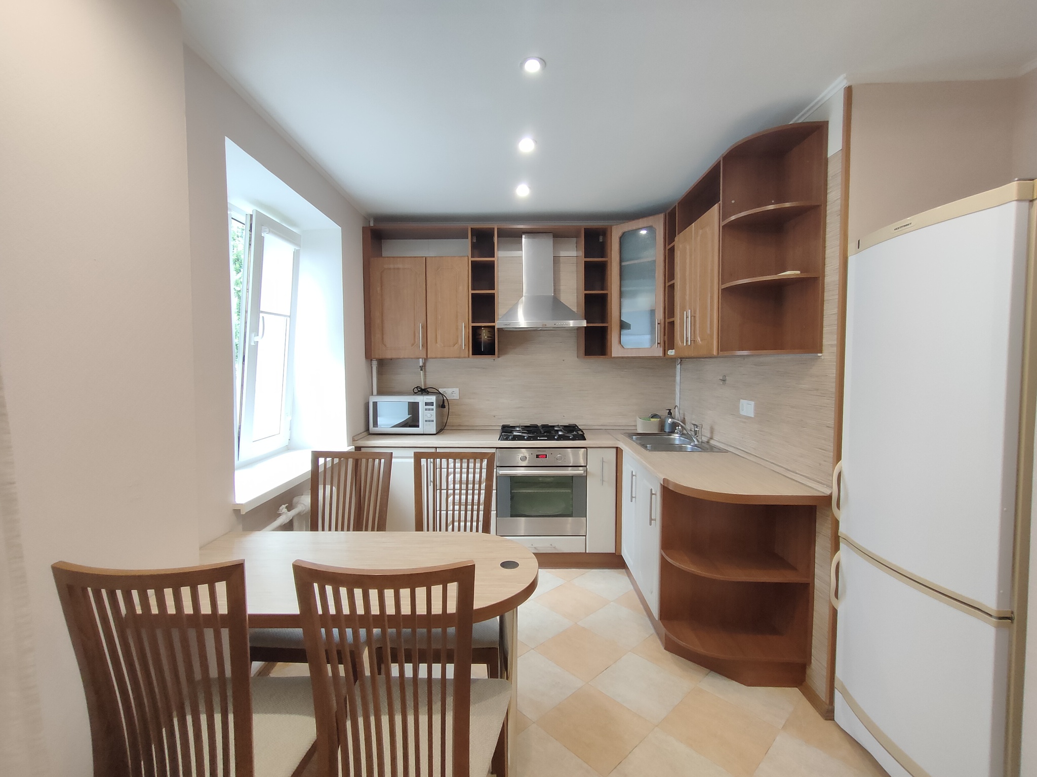 Аренда 2-комнатной квартиры 46 м², Джона Маккейна ул., 9